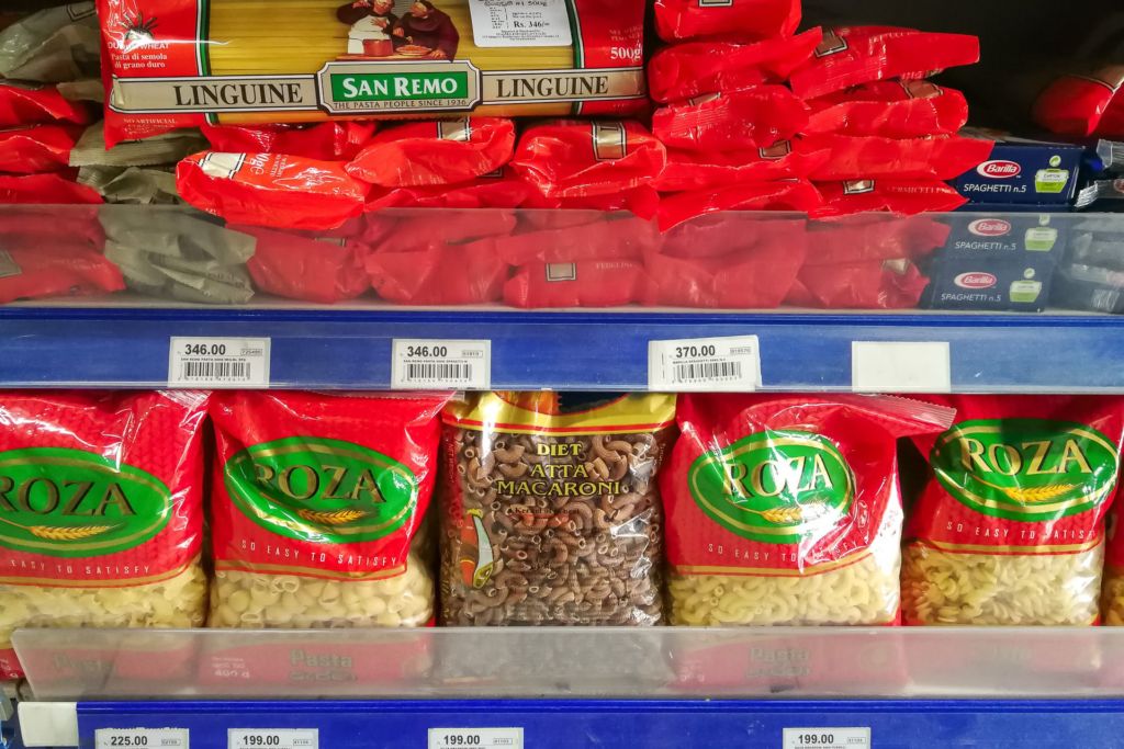 Srilanka food price, supermarket Srilanka, Шри-Ланка, цены на Шри-Ланке, продукты на Шри-Ланке, сколько стоят продукты на Шри-Ланке, сколько стоят фрукты на Шри-Ланке, сколько стоит мясо на Шри-Ланке, сколько стоят овощи на Шри-Ланке, что купить на Шри-Ланке, супермаркеты на Шри-Ланке, магазины на Шри-ланке, супермаркет Унаватуна, супермаркет Галле, купить продукты в Галле, Арпико супермаркет Галле, обзор цен, обзор цен в магазине на Шри-Ланке, унаватуна цены на продукты, галле цены продукты,