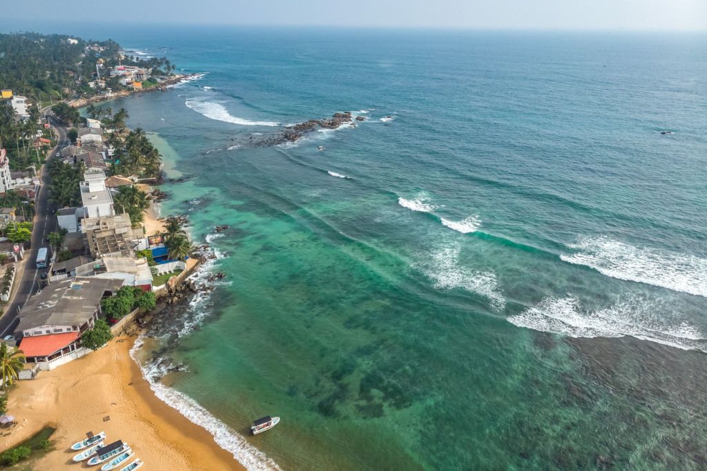 beach Srilanka, Unawatuna beach, Унаватуна, Унаватуна пляж, плажи Унаватуны, фото Унаватуна, волны на унаватуне, кафе на пляже унаватуна, тарзанка унаватуна, пляжи шри-ланки, фотографии шри-ланка